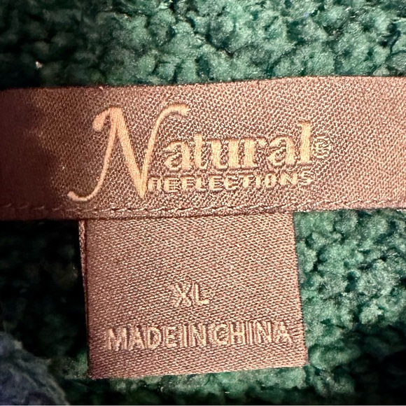 Natural Reflections Green V-Neck Sweater - Picture 2 of 4